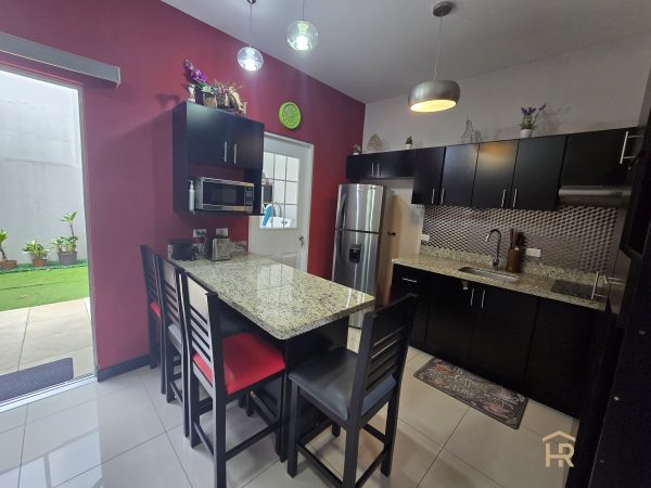 Casa En Venta Condominio Pino Azul - Imagen 4